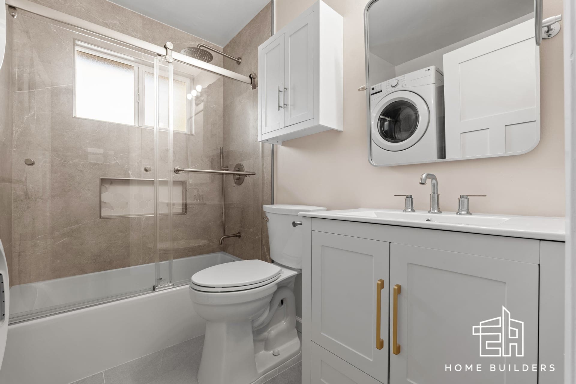 8544ac24-b3e4-4d7d-a623-64693373c545